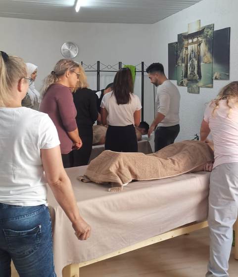Impression aus dem Dienstags-Massagekurs