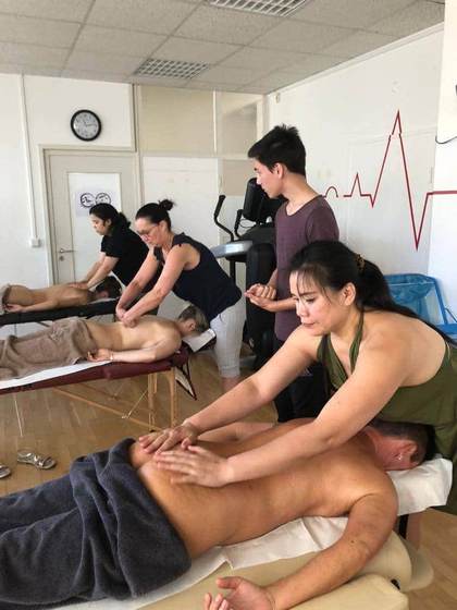Impression aus dem Dienstags-Massagekurs