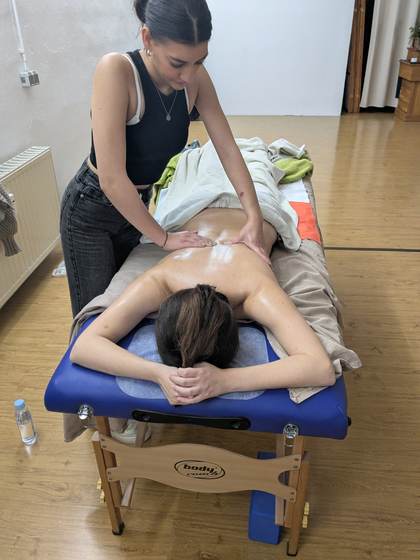 Impression aus dem Dienstags-Massagekurs